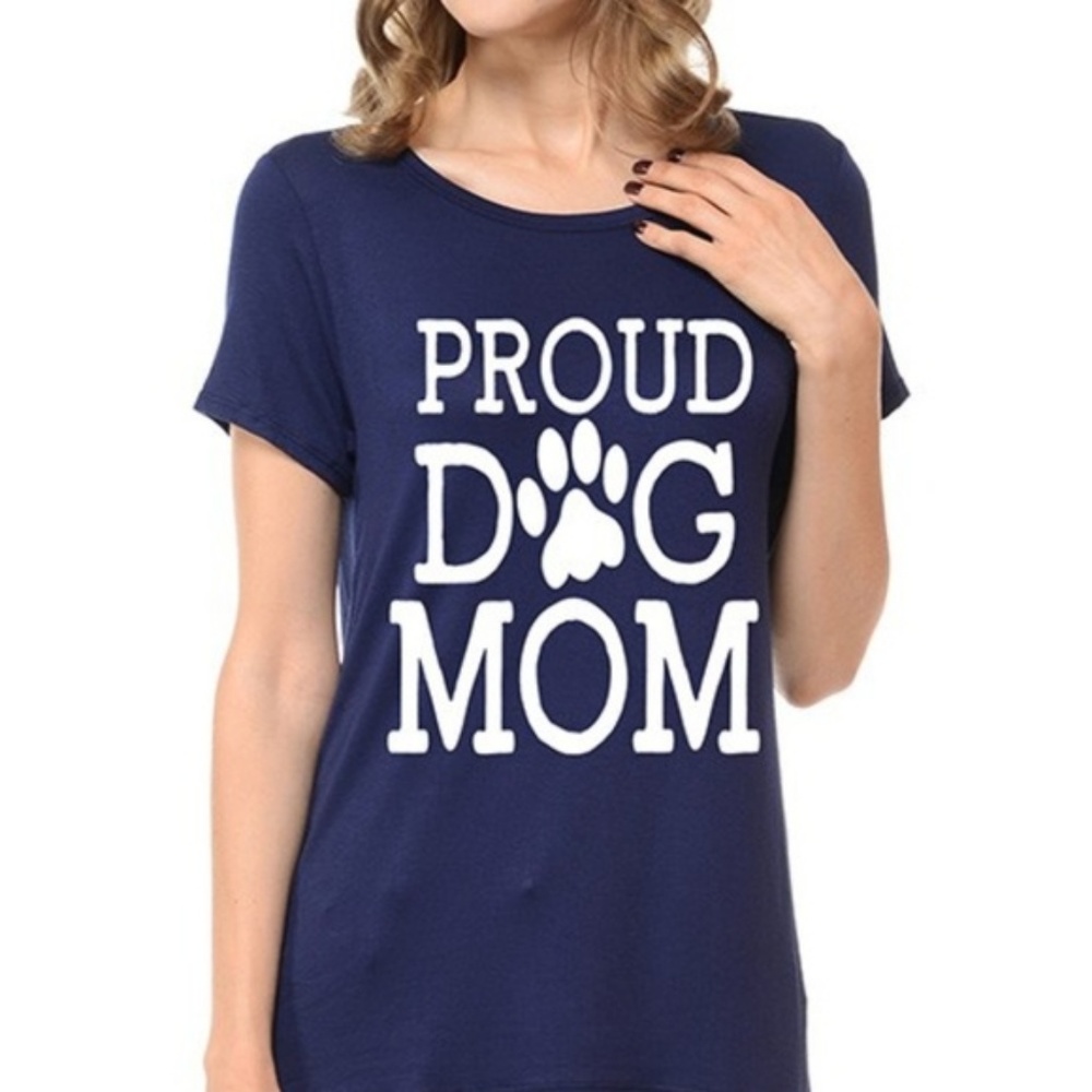 Proud Dog Mom Graphic Tee - Picture 3 of 3